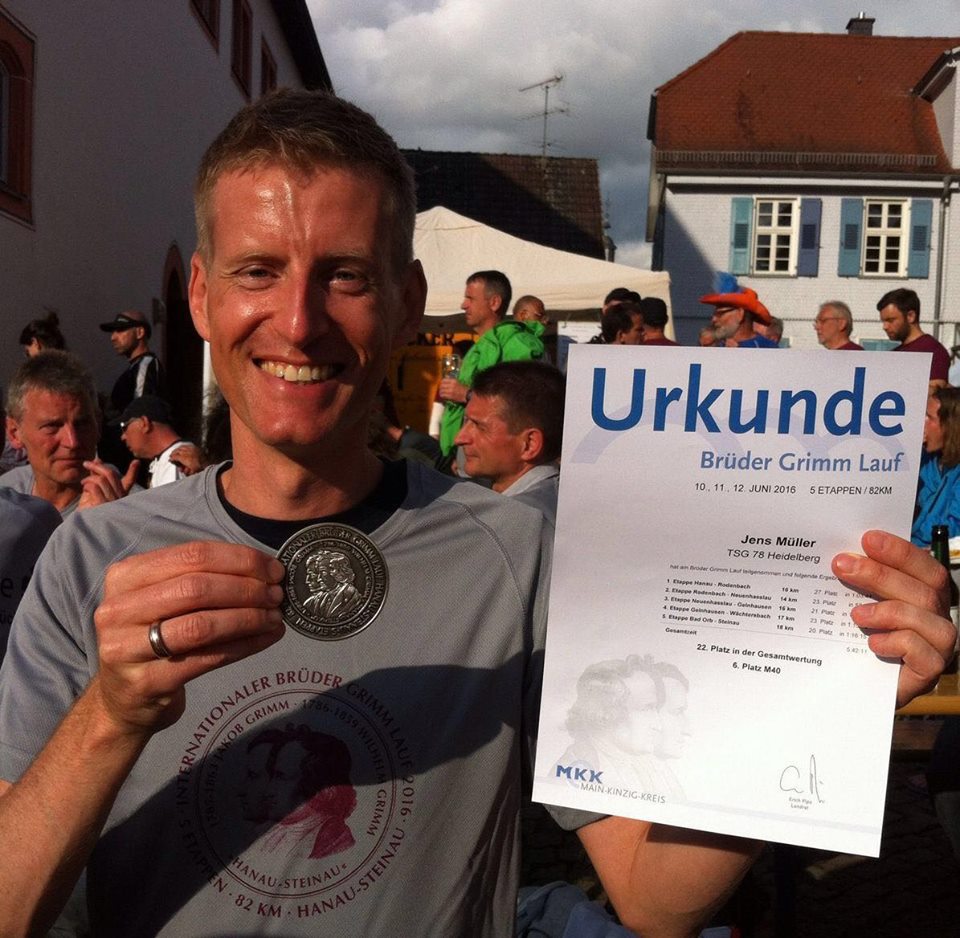 Karin und Jens rocken den Brüder-Grimm-Lauf 2016