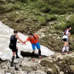 Querung eines alten Schneefelds