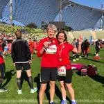 RUNNING Company_München Marathon_Andre mit Medaille